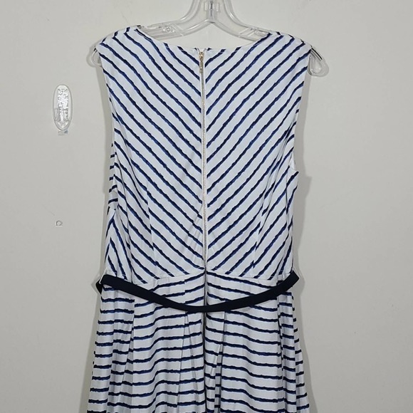 Karl Lagerfeld Paris Linen Blend Belted Dress - Picture 6 of 10